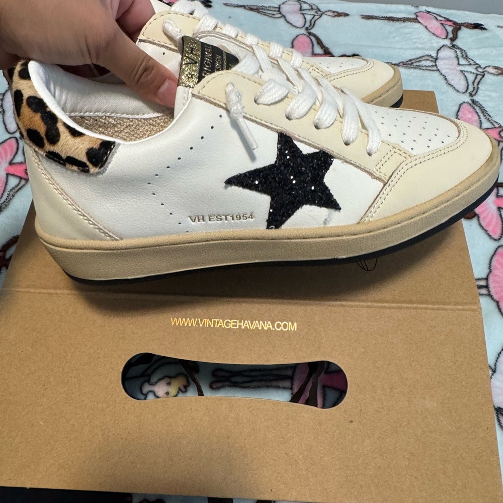 Vintage Havana Cream and Black Star Sneakers